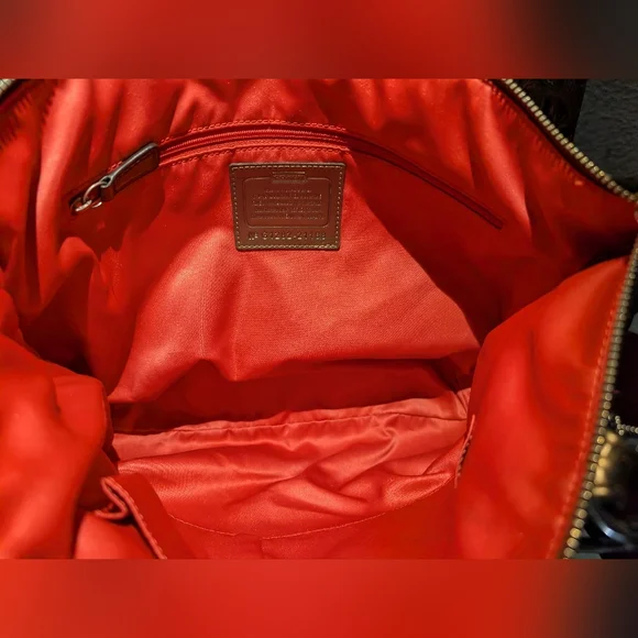 Coach Signature Canvas Tote Bag - Multicolor In Excellent Condition - Picture 7 of 13